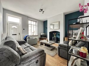 Lounge- click for photo gallery